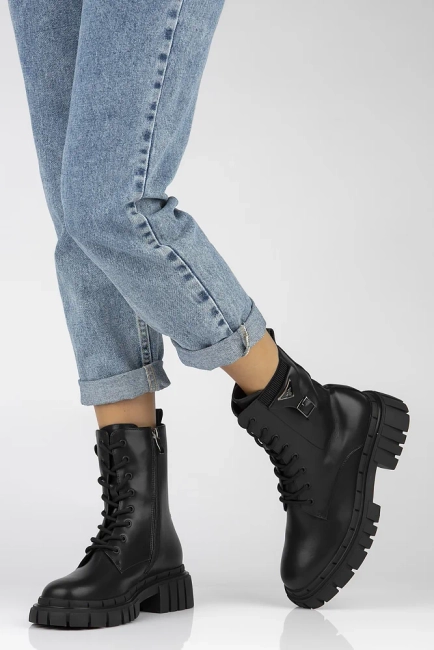 Artiker leather boots 53C0504 black