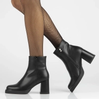 Leather ankle boots Filippo DBT6417/24 BK black