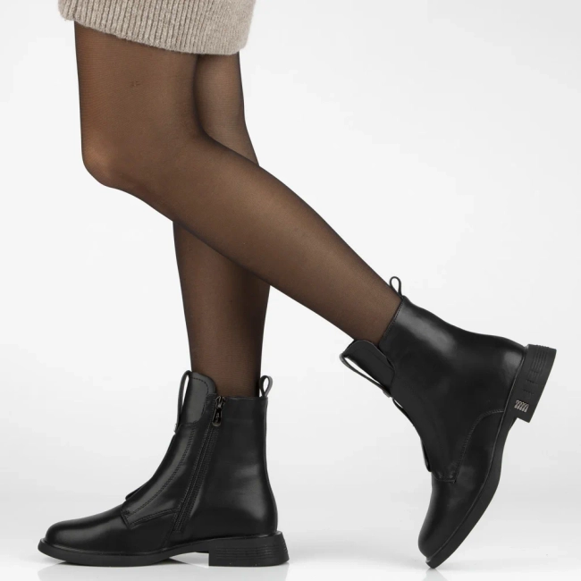 Leather ankle boots Filippo DBT7249/25 BK black