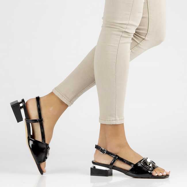 Skórzane sandały Filippo DS3742/22 BK czarne