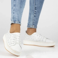 Leather shoes Filippo DP6761/25 WH white