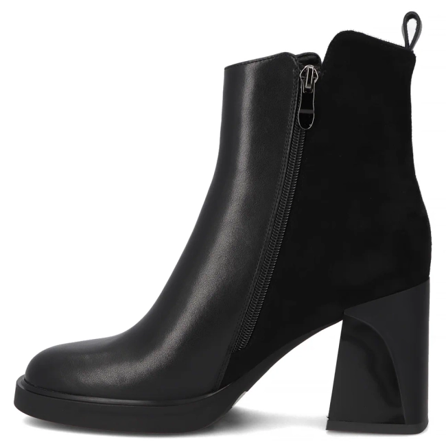 Leather ankle boots Filippo DBT7358/25 BK black