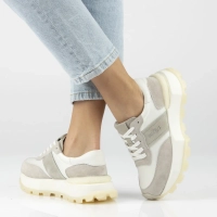 Skórzane sneakersy na platformie Filippo DP7545/26 WH białe