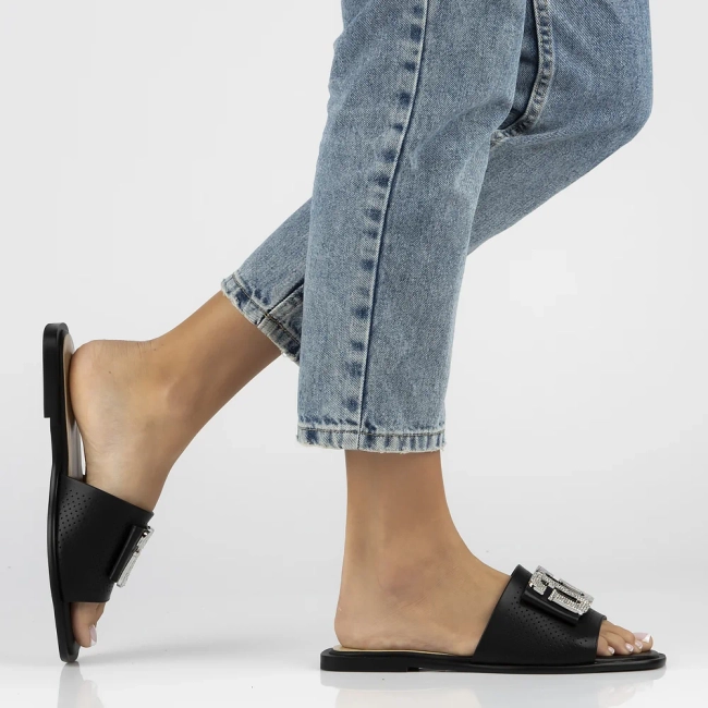 Leather flip-flops Filippo DK6985/25 BK black