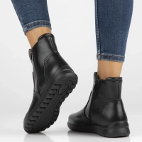 Leather ankle boots Filippo DBT6630/24 BK black