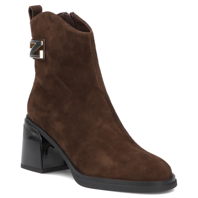 Leather ankle boots Filippo DBT8024/26 BR brown