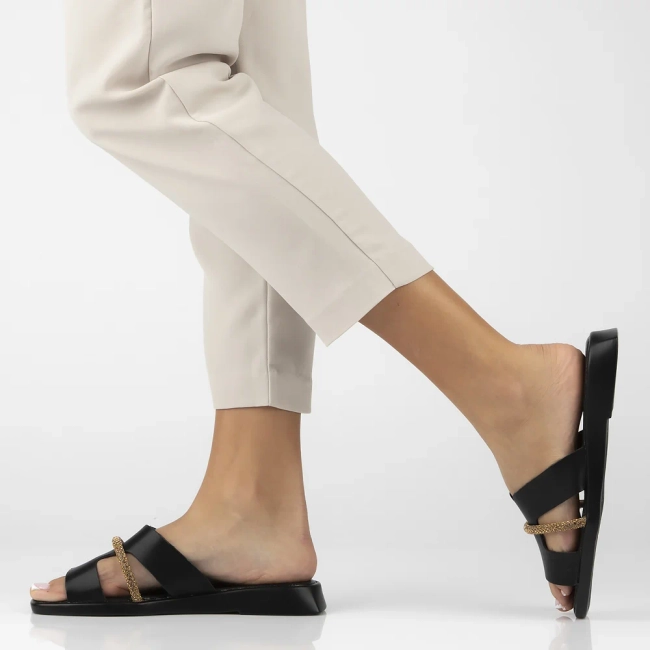 Leather flip-flops Filippo DK6878/25 BK black