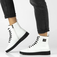 Leather ankle boots Filippo DBT7273/25 WH white