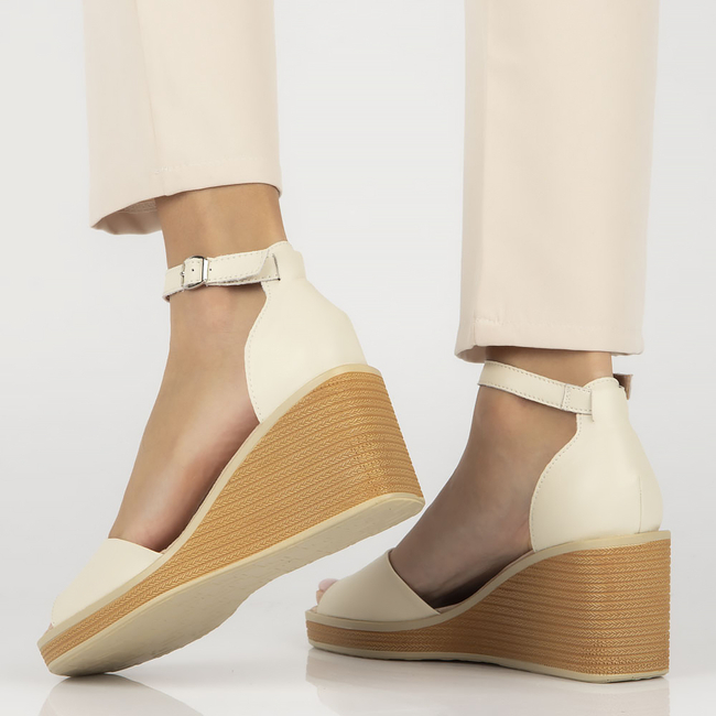 Leather sandals Filippo DS4507/23 BE beige