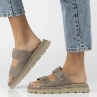 Leather flip-flops Filippo 40439 beige