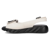 Leather sandals Artiker 52C1639 beige