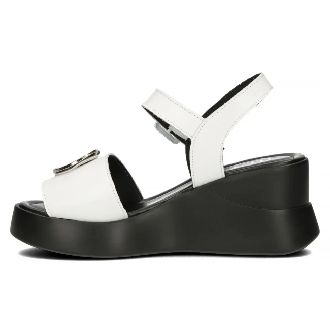 Leather sandals Filippo DS4411/24 WH white