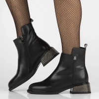 Leather ankle boots Filippo DBT6600/24 BK black