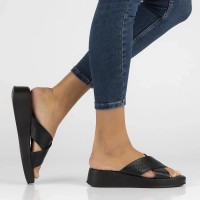 Skórzane klapki Filippo DK6066/24 BK czarne