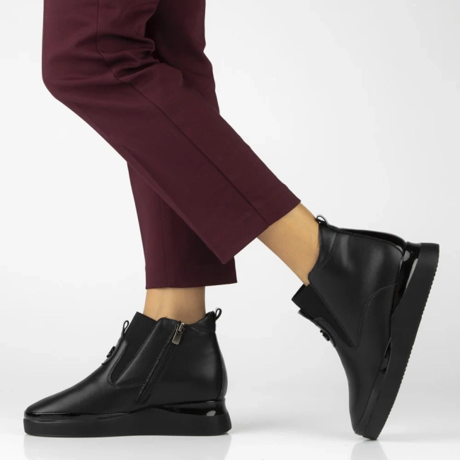 Leather ankle boots Filippo DBT7392/25 BK black