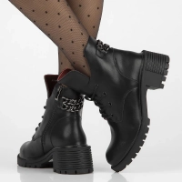 Leather ankle boots Filippo DBT6491/24 BK black