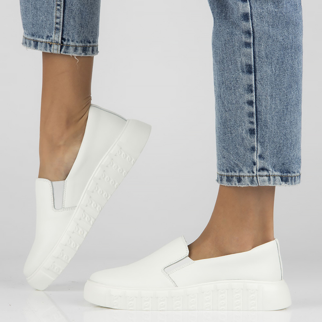 Leather shoes Filippo DP4683/23 WH white