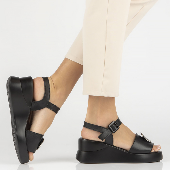 Leather sandals Filippo DS4411/23 BK black