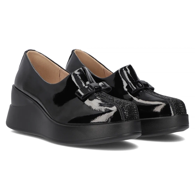 Skórzane półbuty na koturnie Filippo DP6441/24 BK L czarne