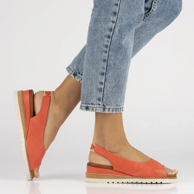 Leather sandals Artiker 50C0866 red