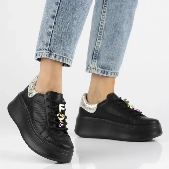 Leather sneakers Filippo DP6793/25 BK black