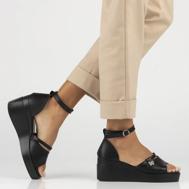 Leather sandals Filippo DS7029/25 BK black