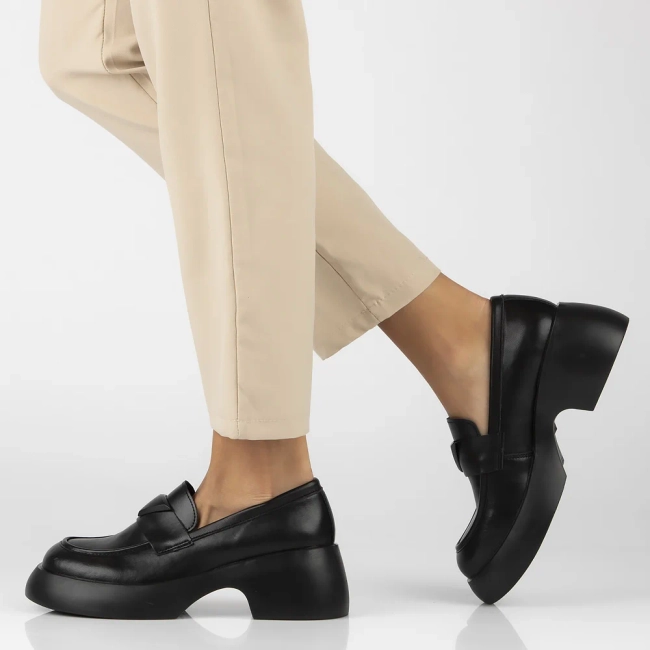 Leather shoes Filippo DP6477/24 BK black