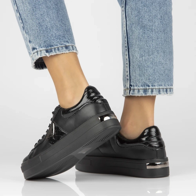 Leather shoes Filippo DP4707/23 BK black