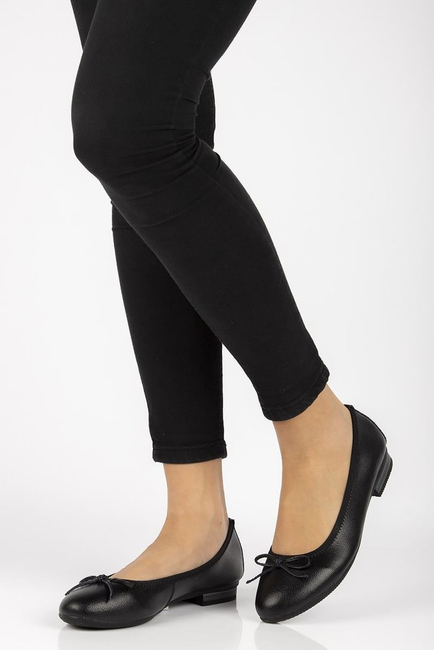 Leather ballerinas Filippo DP631/21 BK black