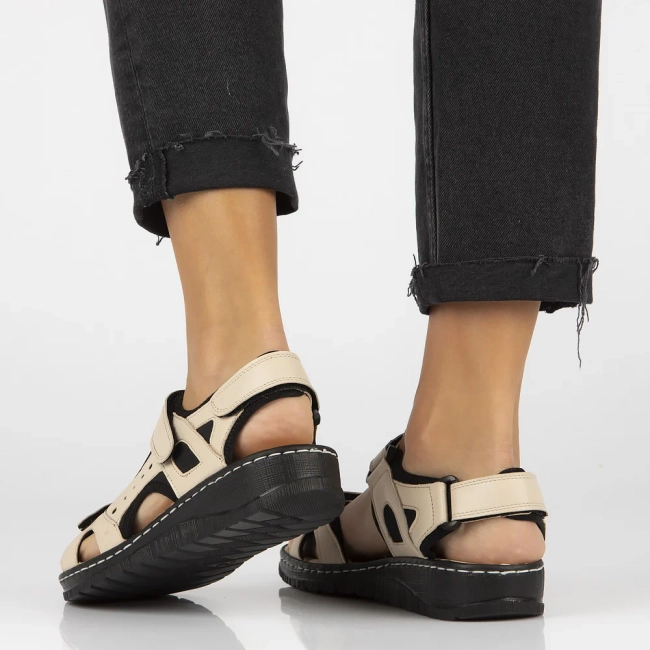 Leather sandals Artiker 52C0294 beige