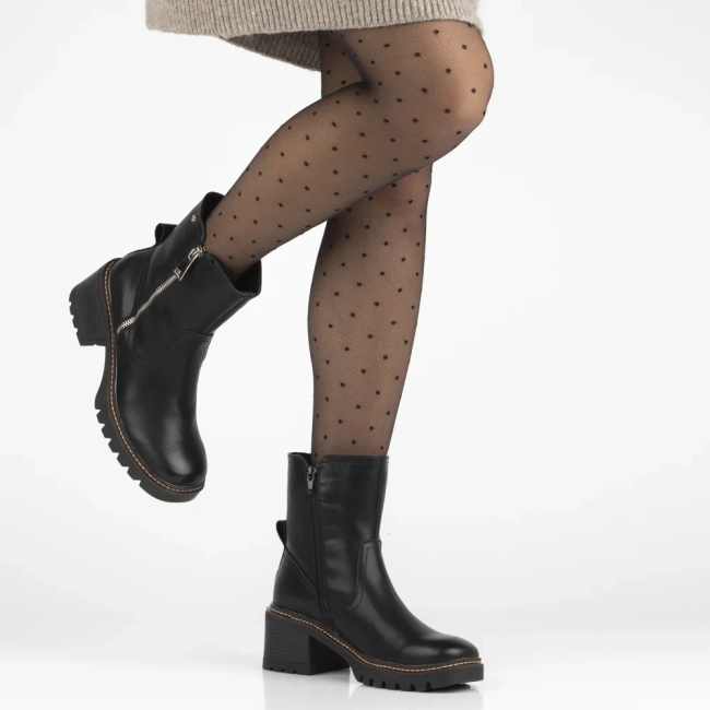 Leather ankle boots Filippo DBT7259/25 BK black