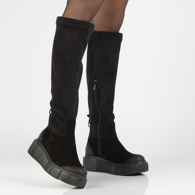 Zamszowe kozaki Filippo 70120 czarne