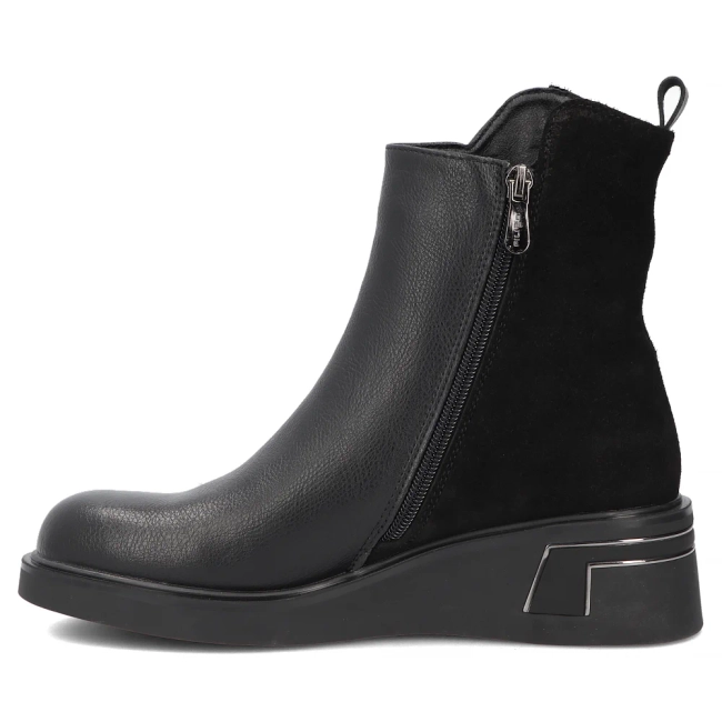 Leather ankle boots Filippo DBT8040/26 BK black