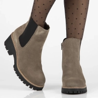 Skórzane botki na platformie Filippo DBT4805/24 TP BK beżowe