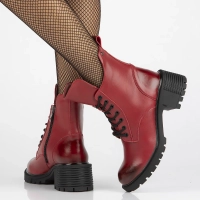 Leather ankle boots Filippo DBT6501/24 RD red