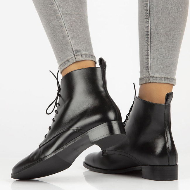 Leather ankle boots Sagan 4672 black