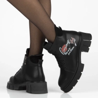 Leather ankle boots Filippo DBT7147/25 BK black