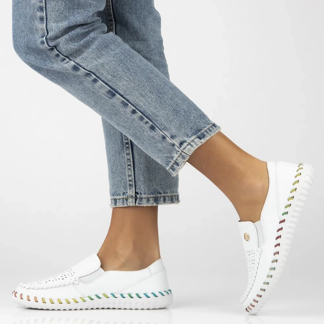 Leather shoes Artiker 54C1511 white