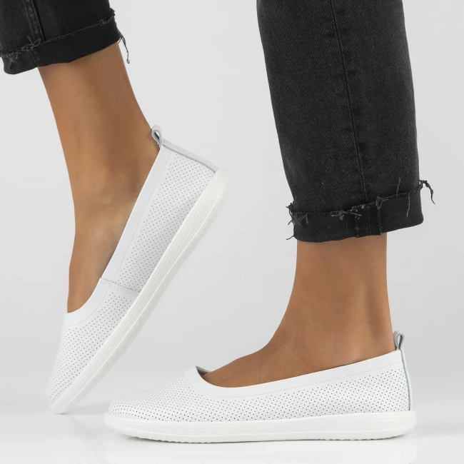 Leather shoes Filippo DP6023/24 WH white