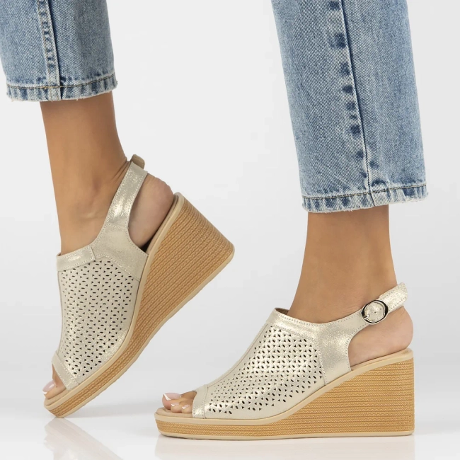 Leather sandals FilippoDS6053/24 GO gold