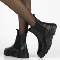 Leather ankle boots Filippo DBT7264/25 BK black