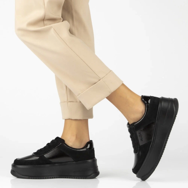 Leather sneakers Filippo DP7124/25 BK black