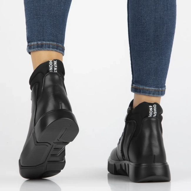 Leather ankle boots Filippo DBT6532/24 BK black