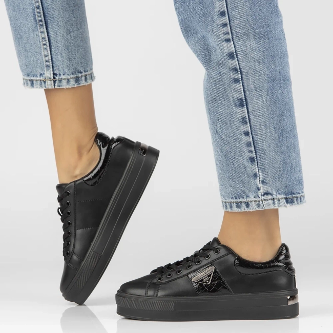 Leather shoes Filippo DP4707/23 BK black