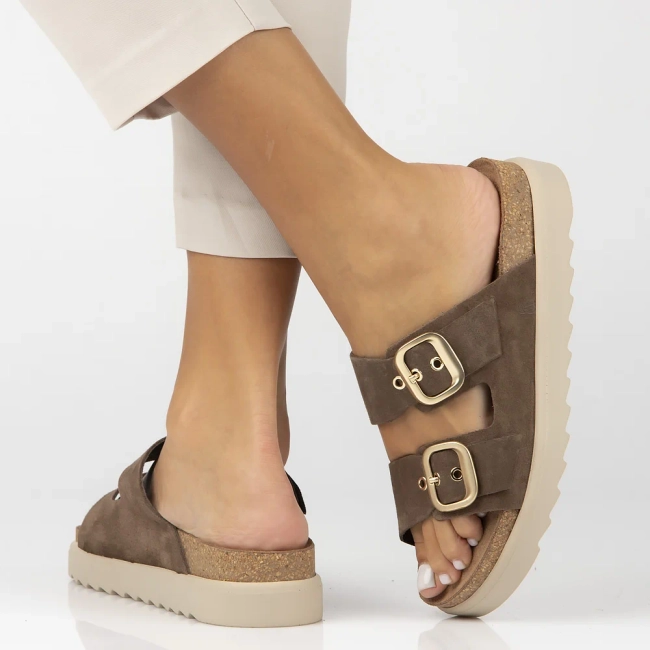 Leather flip-flops Yokono TUNEZ-130 SERRAJE LODO brown