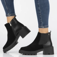 Leather ankle boots Filippo DBT6464/24 BK black