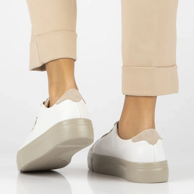 Skórzane sneakersy Filippo DP6055/24 WH białe