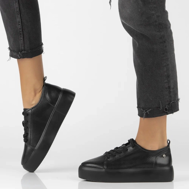 Leather shoes Filippo DP6116/24 BK black