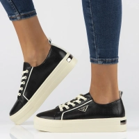 Skórzane półbuty na platformie DP6025/24 BK czarne