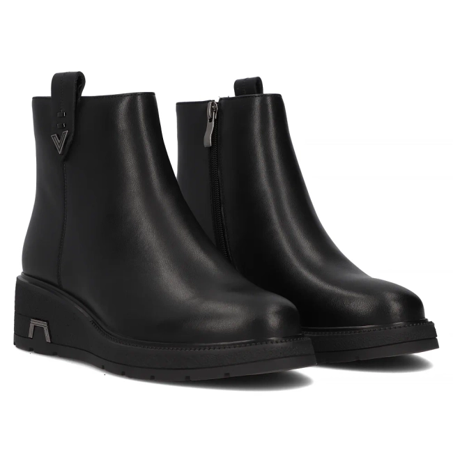 Leather ankle boots Filippo DBT6332/24 BK black